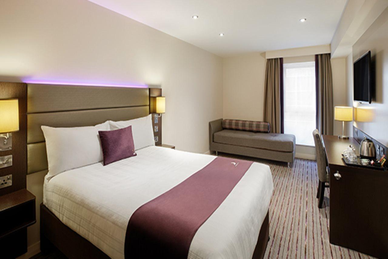 Premier Inn Manchester - Heaton Park المظهر الخارجي الصورة