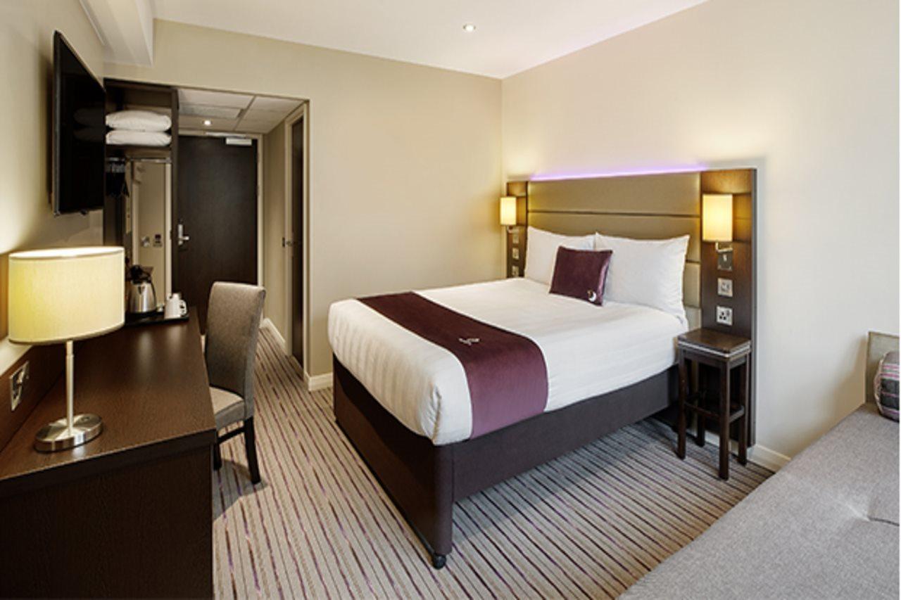 Premier Inn Manchester - Heaton Park المظهر الخارجي الصورة