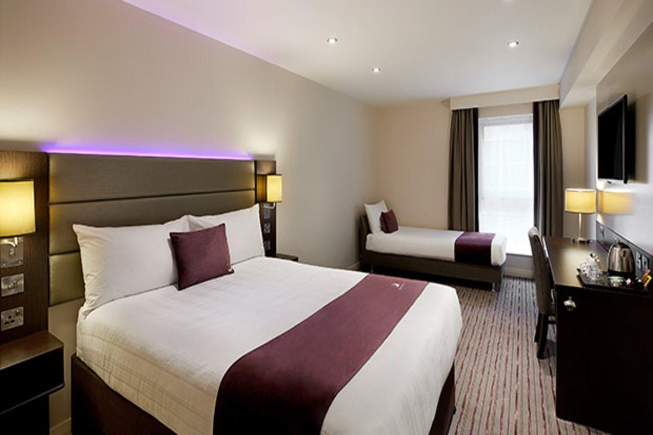 Premier Inn Manchester - Heaton Park المظهر الخارجي الصورة