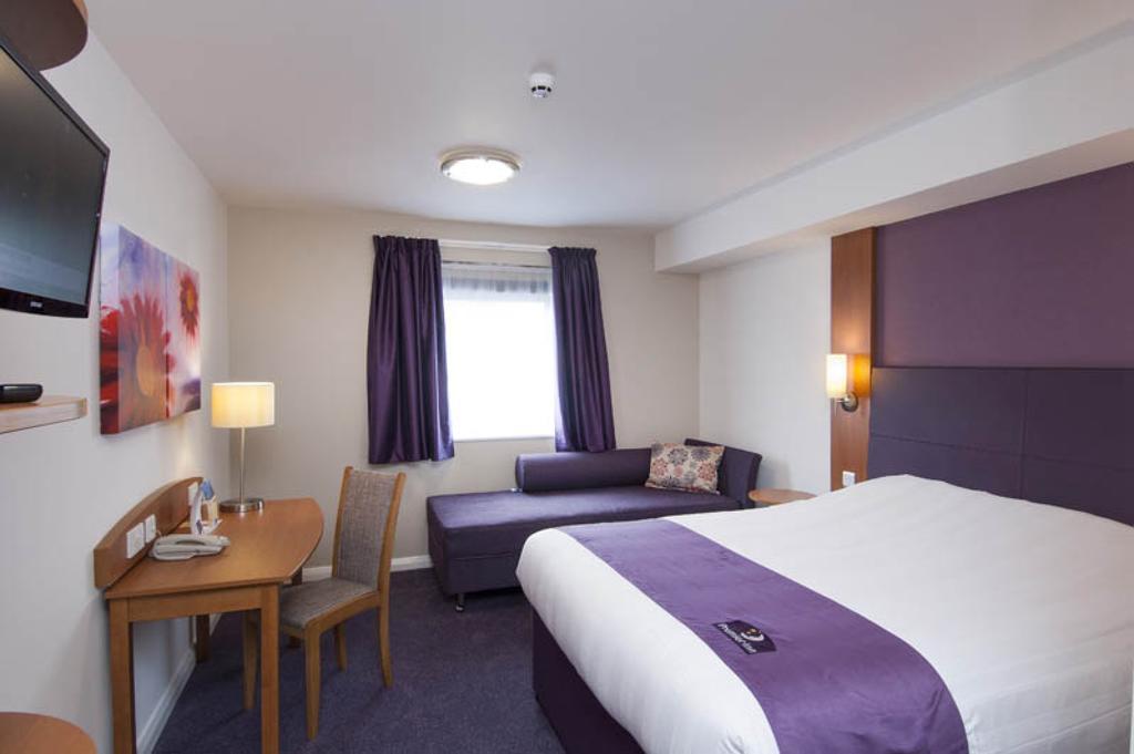 Premier Inn Manchester - Heaton Park المظهر الخارجي الصورة