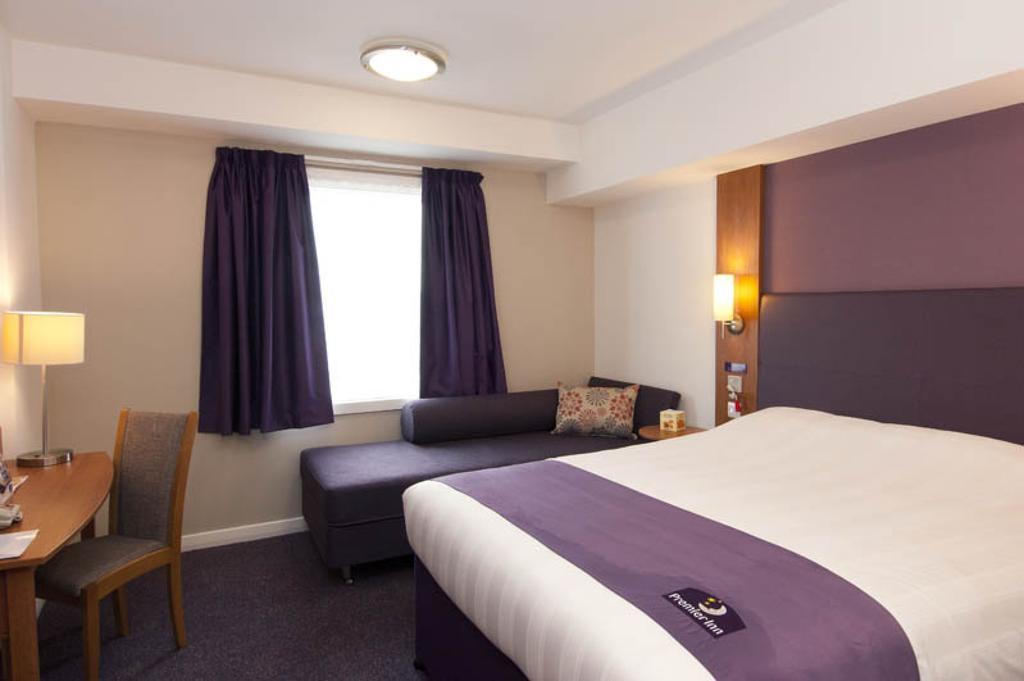 Premier Inn Manchester - Heaton Park المظهر الخارجي الصورة