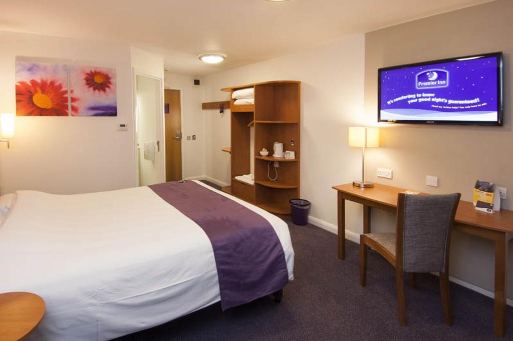 Premier Inn Manchester - Heaton Park المظهر الخارجي الصورة