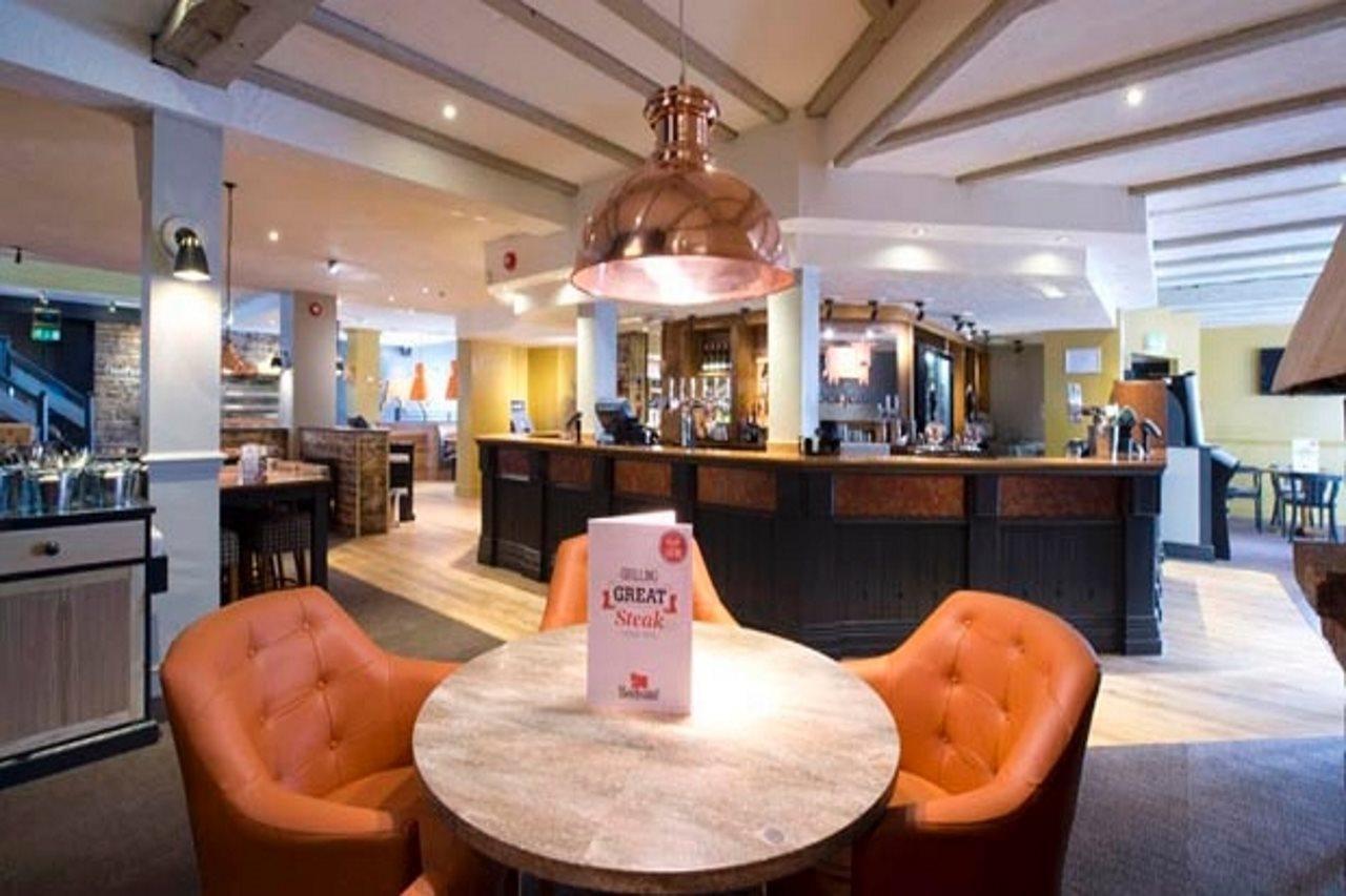 Premier Inn Manchester - Heaton Park المظهر الخارجي الصورة