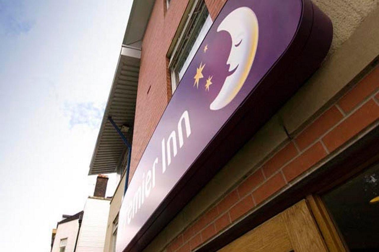 Premier Inn Manchester - Heaton Park المظهر الخارجي الصورة